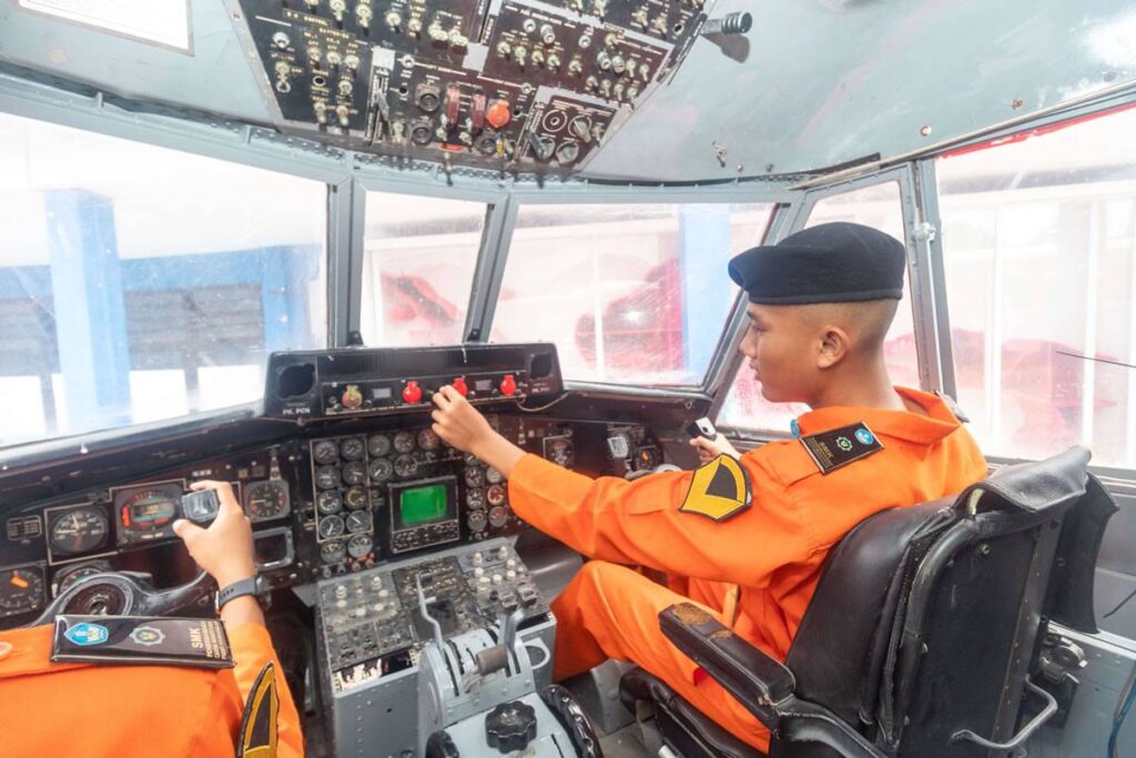 Content 021 smk industri cakra nusantara