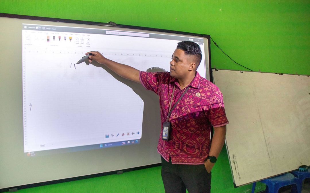 Melatih Kemampuan Menulis untuk Dunia Kerja, Kunci Lolos Seleksi Administrasi